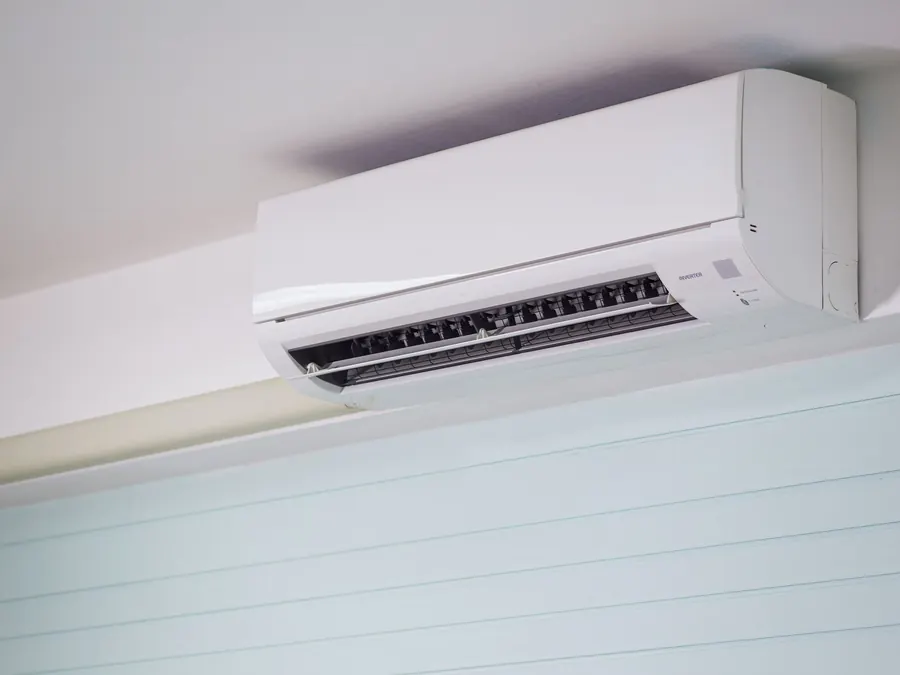 Wall-mounted ductless mini split air conditioner